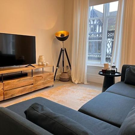 Modern Apartment Within Historic Chester City Walls Extérieur photo