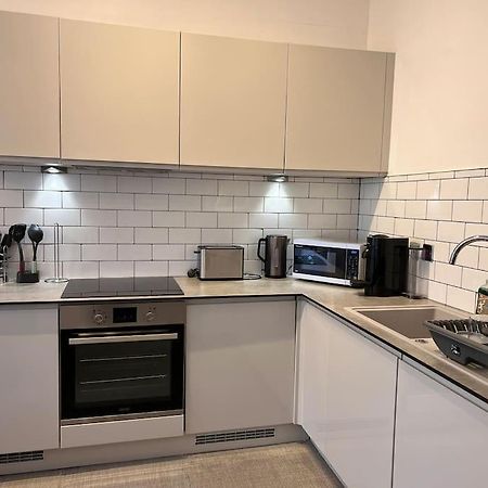 Modern Apartment Within Historic Chester City Walls Extérieur photo